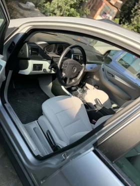 Mercedes-Benz B 170 undefined | Auto.bg — изображение 7 Mercedes-Benz B 170 undefined | Auto.bg — изображение 7