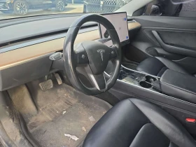 Tesla Model 3 Long Range Battery/CARFAX/ФИНАНСИРАНЕ | Auto.bg — изображение 5 Tesla Model 3 Long Range Battery/CARFAX/ФИНАНСИРАНЕ | Auto.bg — изображение 5