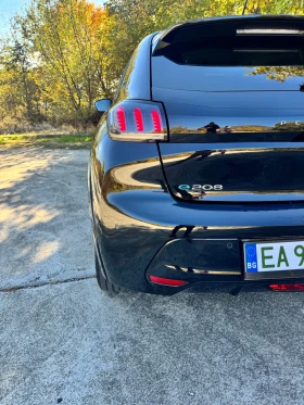 Peugeot 208 Electric allure 50kw SOH 97.5% - 15555 € - 37119708 6 | Car24.bg Peugeot 208 Electric allure 50kw SOH 97.5% - 15555 € - 37119708 6