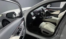 BMW 520 5 Series 520i M Sports - 56732 € / 110958.15 лв. - 63743595 16 | Car24.bg BMW 520 5 Series 520i M Sports - 56732 € / 110958.15 лв. - 63743595 16