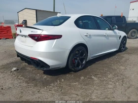 Alfa Romeo Giulia 2018 ALFA ROMEO GIULIA QUADRIFOGLIO RWD - 19500 € / 38138.68 лв. - 25407883 6 | Car24.bg Alfa Romeo Giulia 2018 ALFA ROMEO GIULIA QUADRIFOGLIO RWD - 19500 € / 38138.68 лв. - 25407883 6