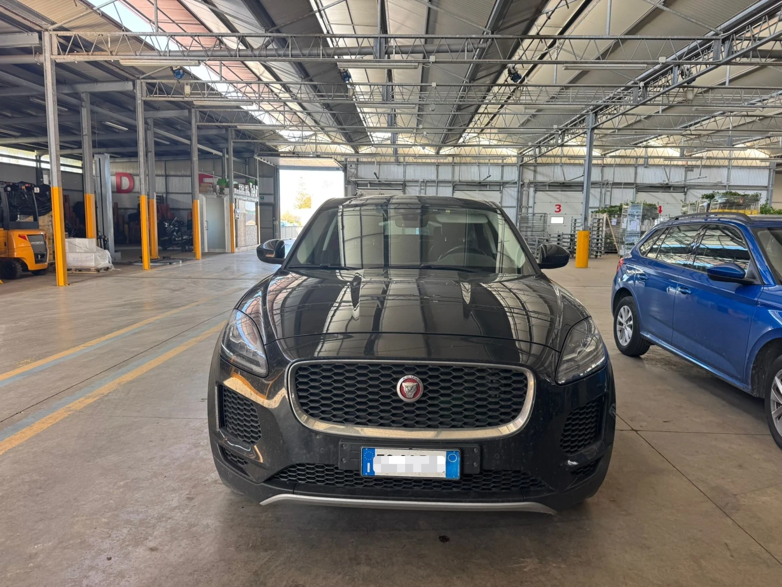 Jaguar E-pace AWD aut. R-Dynamic HSE | Auto.bg — изображение 1 Jaguar E-pace AWD aut. R-Dynamic HSE | Auto.bg — изображение 1