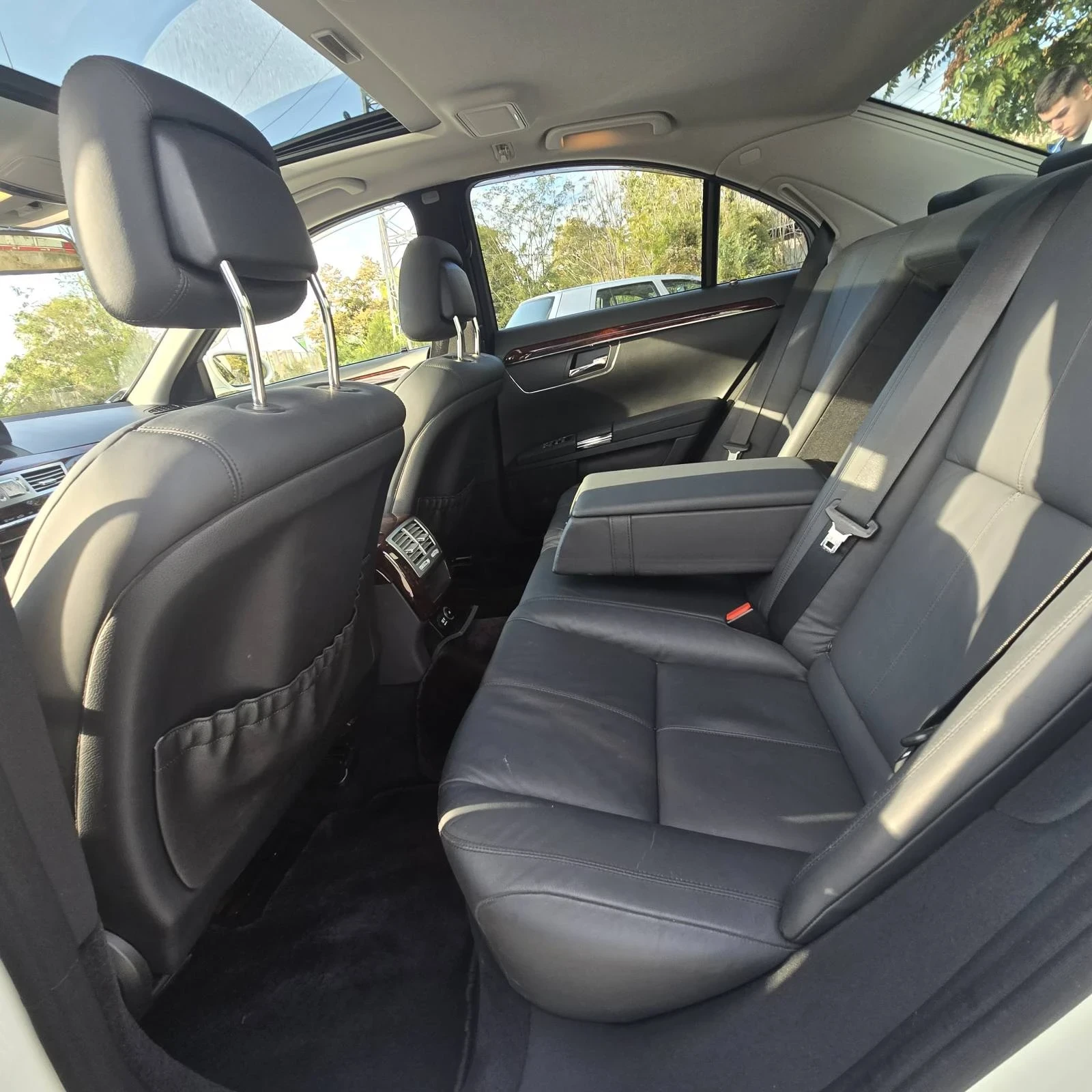 Mercedes-Benz S 500 550 !!! 80 000 км !! Япония - изображение 7 | Auto.bg Mercedes-Benz S 500 550 !!! 80 000 км !! Япония - изображение 7