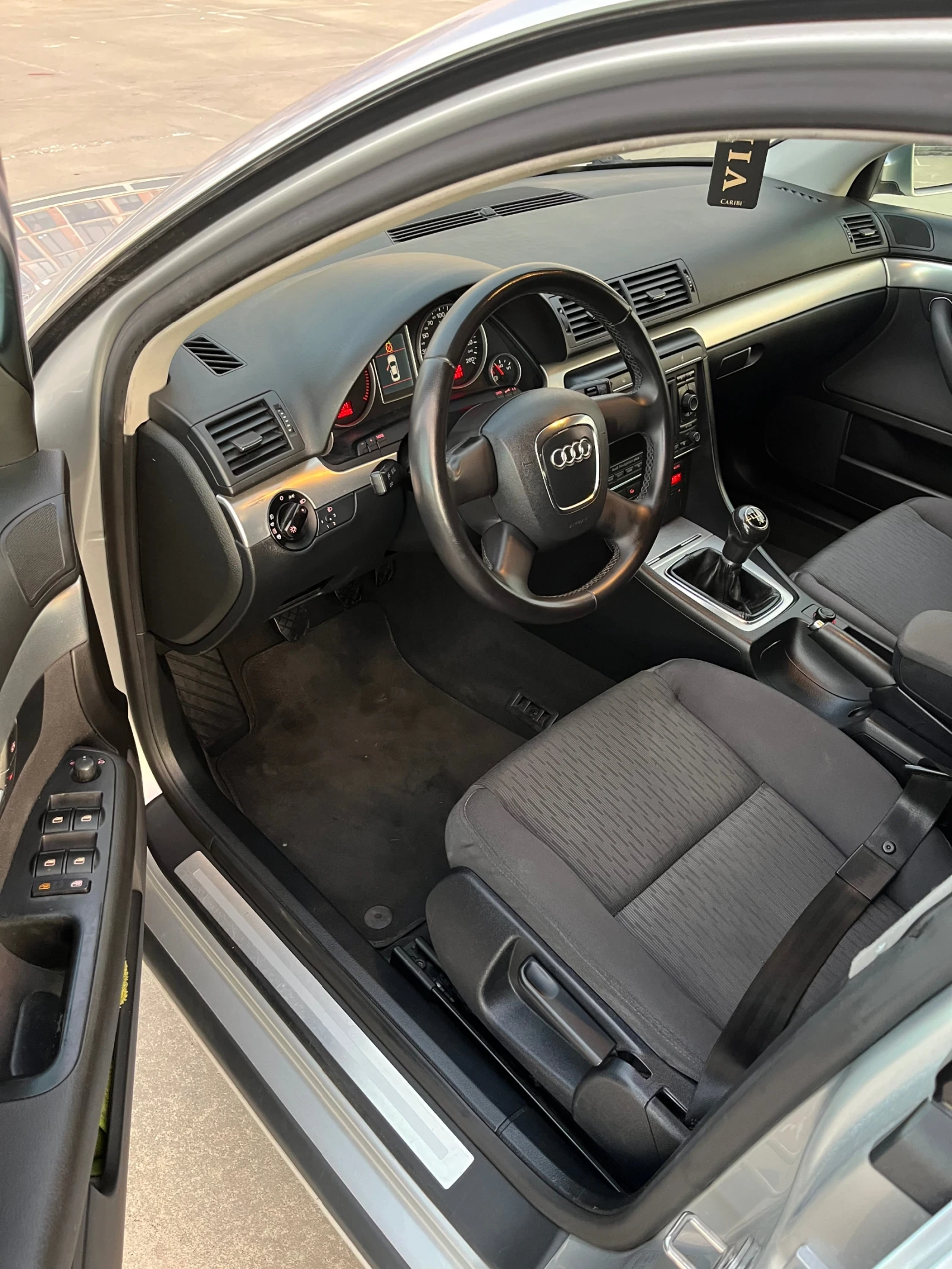 Audi A4 2.0TDI BPW 8кл. 6ск. ТОП - изображение 8 | Auto.bg Audi A4 2.0TDI BPW 8кл. 6ск. ТОП - изображение 8