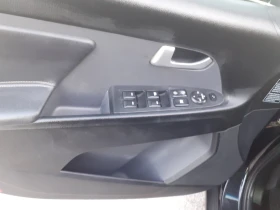 Kia Sportage 1, 7 CRDI PREMIUM-NAVI-.DVD TV KAMERA 6KC. - 6925 € - 81928043 12 | Car24.bg Kia Sportage 1, 7 CRDI PREMIUM-NAVI-.DVD TV KAMERA 6KC. - 6925 € - 81928043 12