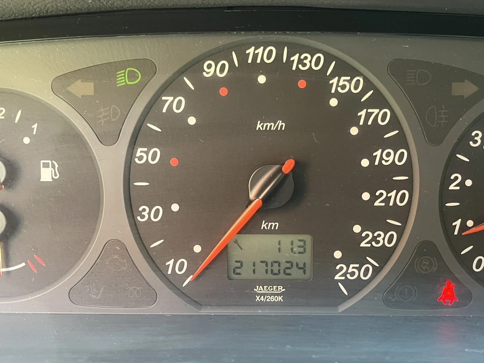 Citroen C5 Дизел - изображение 10 | Auto.bg Citroen C5 Дизел - изображение 10