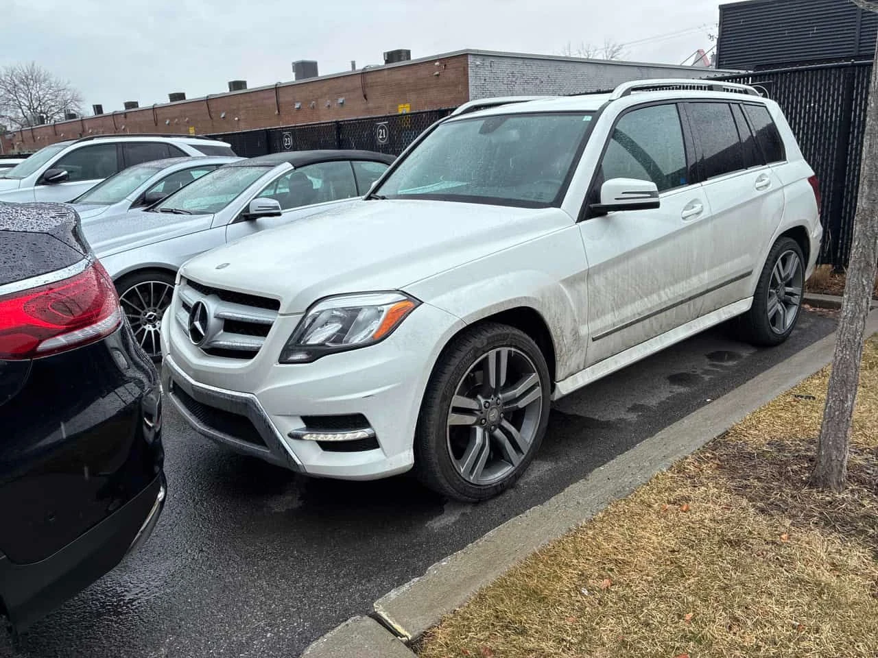 Mercedes-Benz GLK * 350 * ПОДГРЕВИ* KEYLESS* | Auto.bg — изображение 1 Mercedes-Benz GLK * 350 * ПОДГРЕВИ* KEYLESS* | Auto.bg — изображение 1