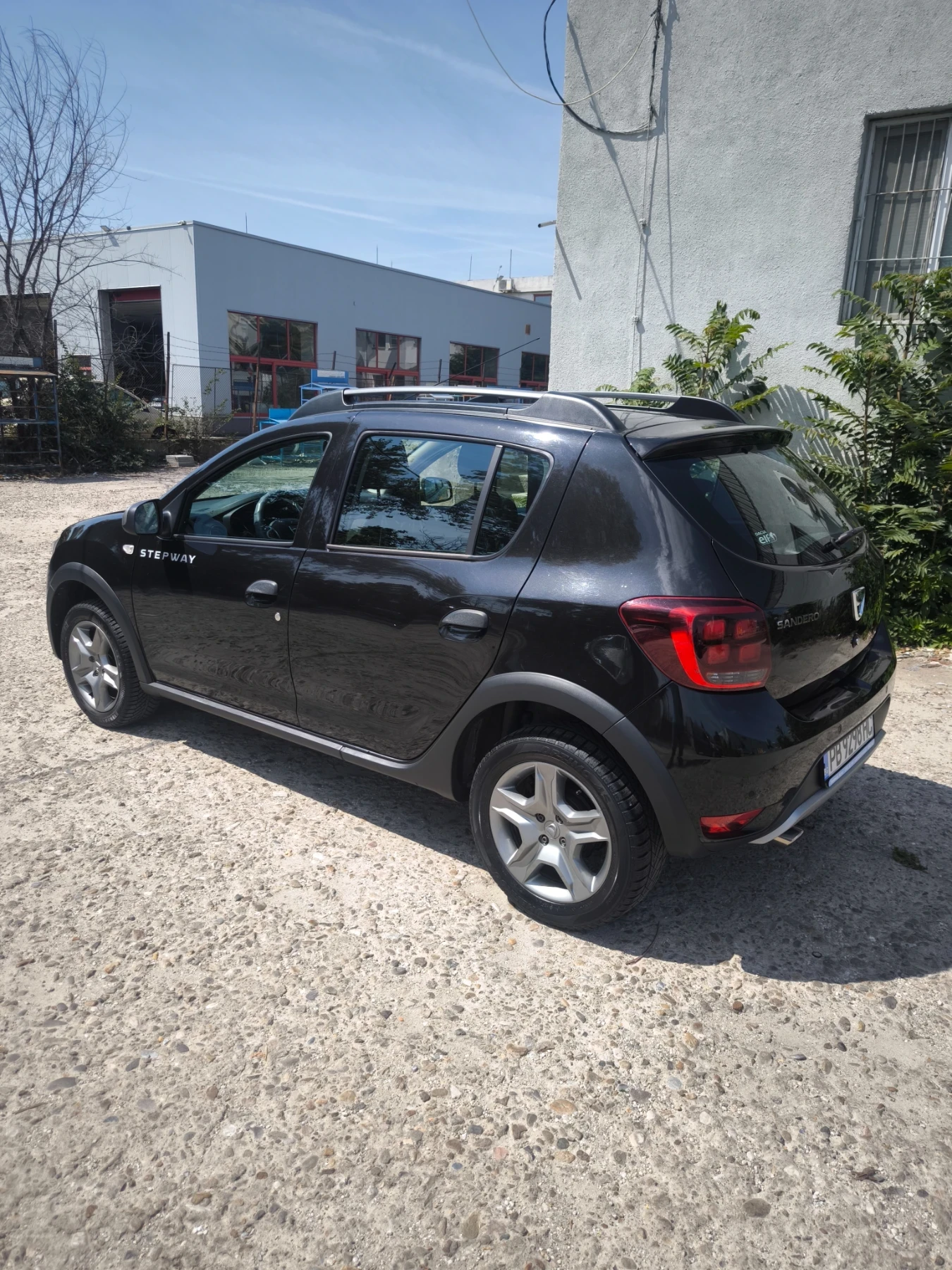 Dacia Sandero Stepaway | Auto.bg — изображение 1 Dacia Sandero Stepaway | Auto.bg — изображение 1