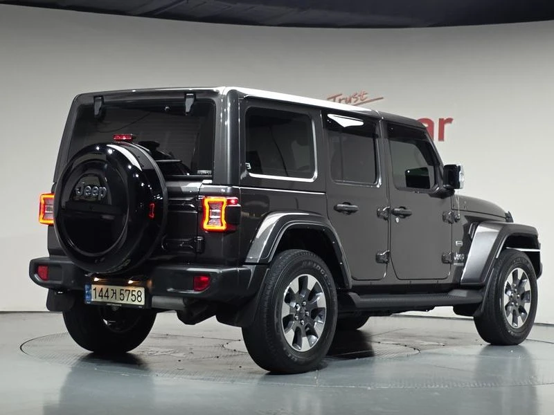 Jeep Wrangler 2.0 Overland 4Door| 270к.с. - 29400 € - 20860153 1 | Car24.bg Jeep Wrangler 2.0 Overland 4Door| 270к.с. - 29400 € - 20860153 1