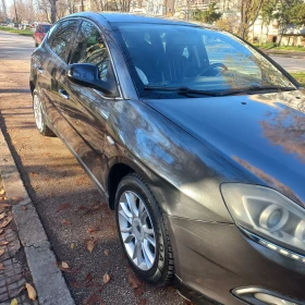 Lancia Delta - 3000 € / 5867.49 лв. - 45523396 4 | Car24.bg Lancia Delta - 3000 € / 5867.49 лв. - 45523396 4