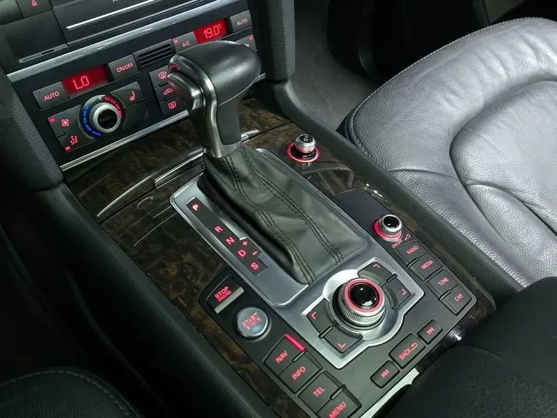 Audi Q7 3.0 TDI Quattro - изображение 8 | Auto.bg Audi Q7 3.0 TDI Quattro - изображение 8