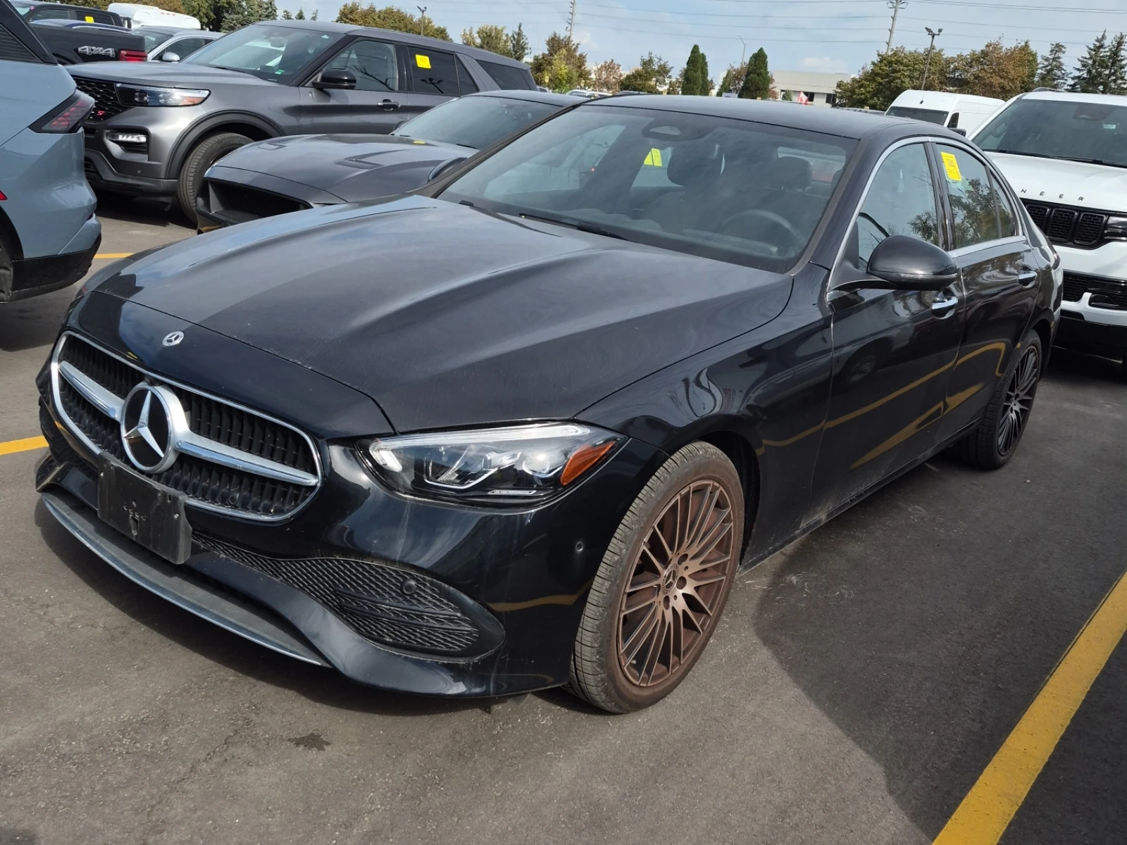Mercedes-Benz C 300 4MATIC* DISTR* PANO* | Auto.bg — изображение 1 Mercedes-Benz C 300 4MATIC* DISTR* PANO* | Auto.bg — изображение 1