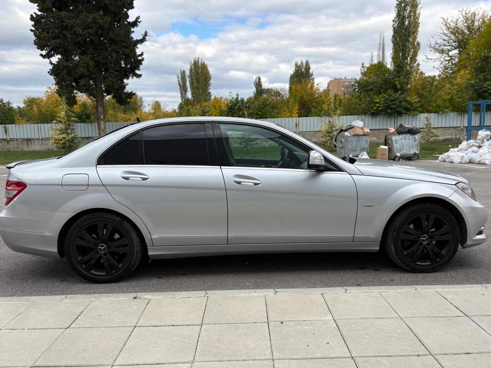 Mercedes-Benz C 220 AT/MEMORY/PANORAMA/NAVI/KOJA/XENON - изображение 6 | Auto.bg Mercedes-Benz C 220 AT/MEMORY/PANORAMA/NAVI/KOJA/XENON - изображение 6