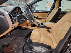 Porsche Cayenne 3.6i - Топ състояние - АвтоКредит - 19500 лв. / 9970.19 € - 20529643 8 | Car24.bg Porsche Cayenne 3.6i - Топ състояние - АвтоКредит - 19500 лв. / 9970.19 € - 20529643 8