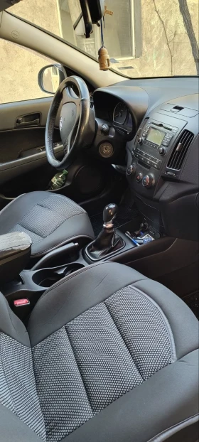 Hyundai I30 1.4 Банзин-ГАЗ - 4000 € / 7823.32 лв. - 19890655 3 | Car24.bg Hyundai I30 1.4 Банзин-ГАЗ - 4000 € / 7823.32 лв. - 19890655 3