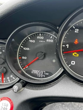 Porsche Cayenne 2013 AWD * ПРЕДСТАВИТЕЛСТВО НА PORSCHE * - 17890 лв. / 9147.01 € - 78011391 10 | Car24.bg Porsche Cayenne 2013 AWD * ПРЕДСТАВИТЕЛСТВО НА PORSCHE * - 17890 лв. / 9147.01 € - 78011391 10