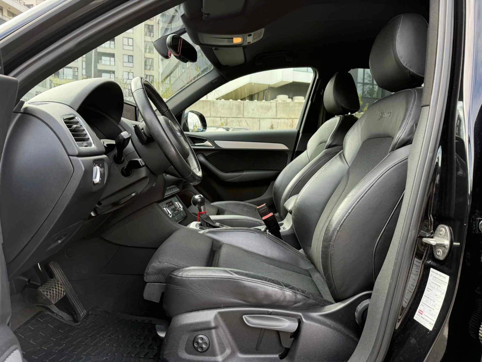 Audi Q3 2.0tfsi S-line ШВЕЙЦАРИЯ - изображение 9 | Auto.bg Audi Q3 2.0tfsi S-line ШВЕЙЦАРИЯ - изображение 9