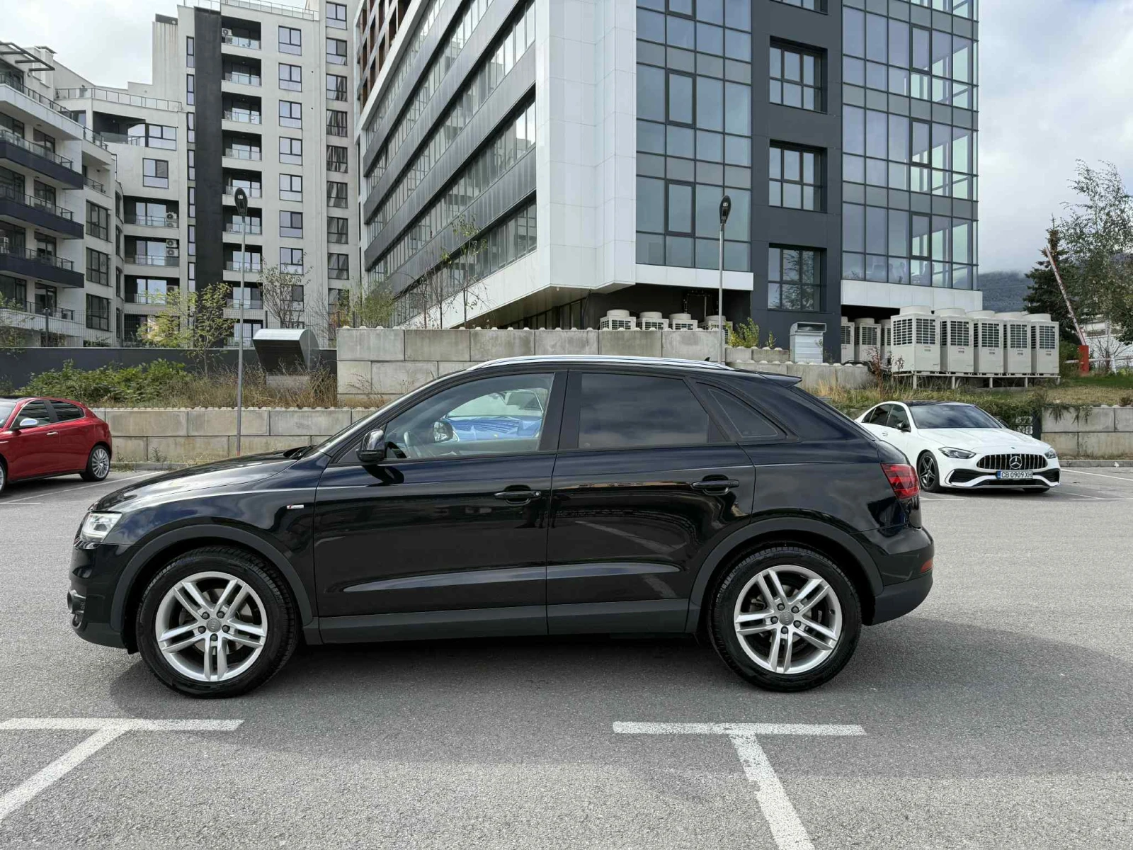 Audi Q3 2.0tfsi S-line ШВЕЙЦАРИЯ - изображение 5 | Auto.bg Audi Q3 2.0tfsi S-line ШВЕЙЦАРИЯ - изображение 5