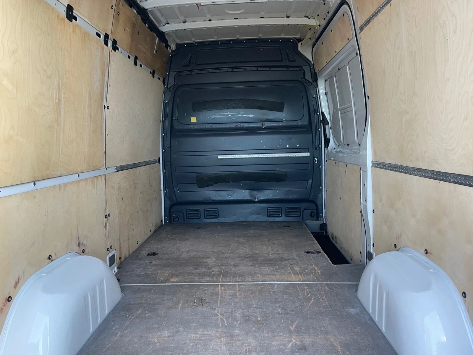 Mercedes-Benz Sprinter 316 BLUE EFFICIENCY - изображение 9 | Auto.bg Mercedes-Benz Sprinter 316 BLUE EFFICIENCY - изображение 9