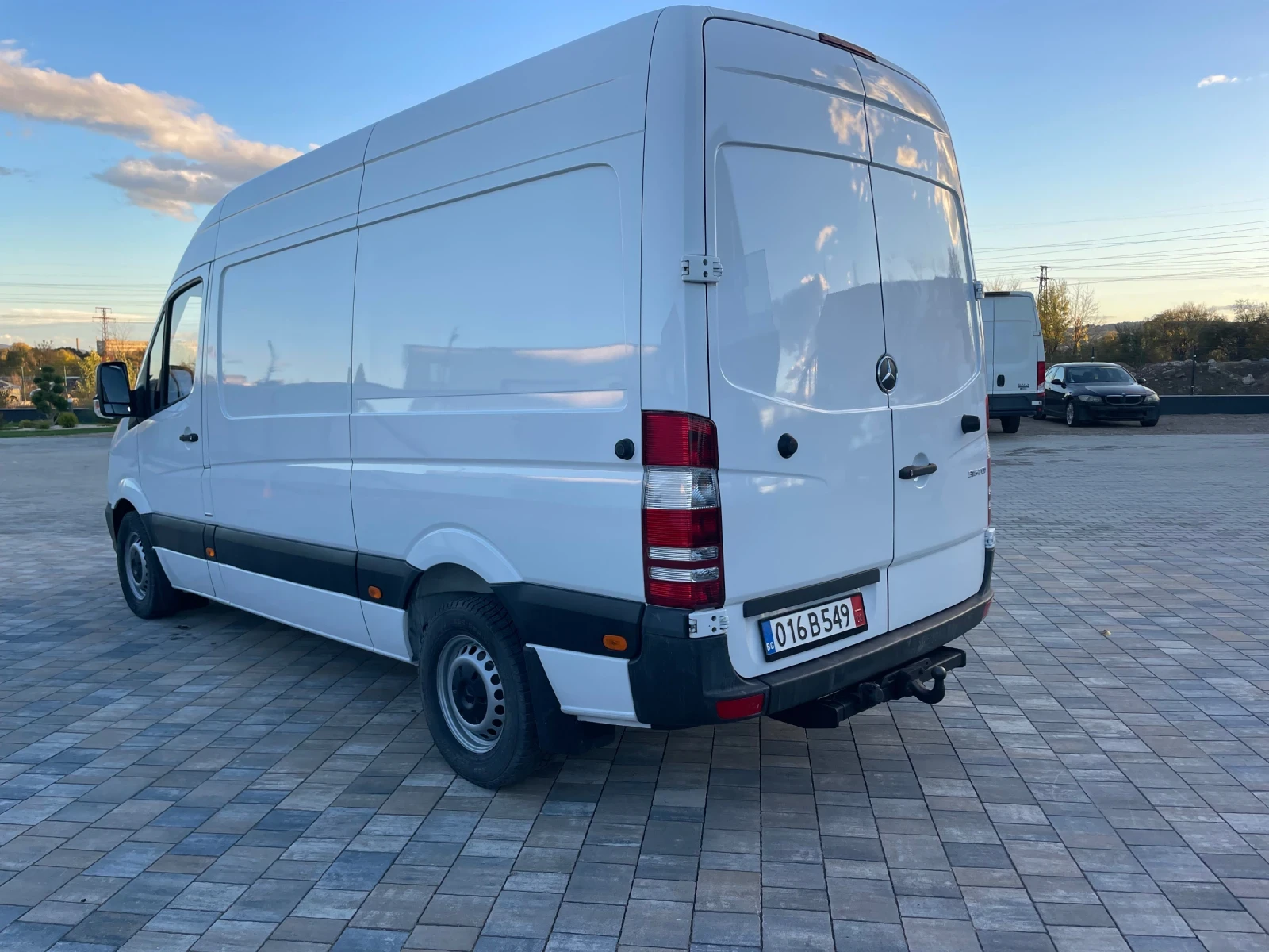 Mercedes-Benz Sprinter 316 BLUE EFFICIENCY - изображение 4 | Auto.bg Mercedes-Benz Sprinter 316 BLUE EFFICIENCY - изображение 4