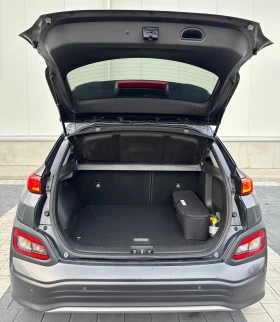 Hyundai Kona 64 kWh Premium / Термопомпа / Пълна серв. Ист - 32999 лв. / 16872.12 € - 82279623 5 | Car24.bg Hyundai Kona 64 kWh Premium / Термопомпа / Пълна серв. Ист - 32999 лв. / 16872.12 € - 82279623 5