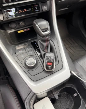 Toyota Rav4 2.5 PHEV 4x4 SPORT - 42500 € - 82535217 17 | Car24.bg Toyota Rav4 2.5 PHEV 4x4 SPORT - 42500 € - 82535217 17