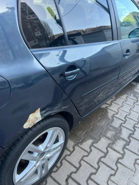 VW Golf - 2000 € / 3911.66 лв. - 86637239 8 | Car24.bg VW Golf - 2000 € / 3911.66 лв. - 86637239 8