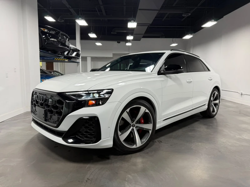Audi SQ8 Black Optics/Red Leather/Carbon Fibre Interior - 66999 € - 60800166 1 | Car24.bg Audi SQ8 Black Optics/Red Leather/Carbon Fibre Interior - 66999 € - 60800166 1