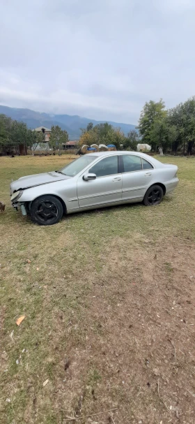 Снимка Mercedes-Benz C 270