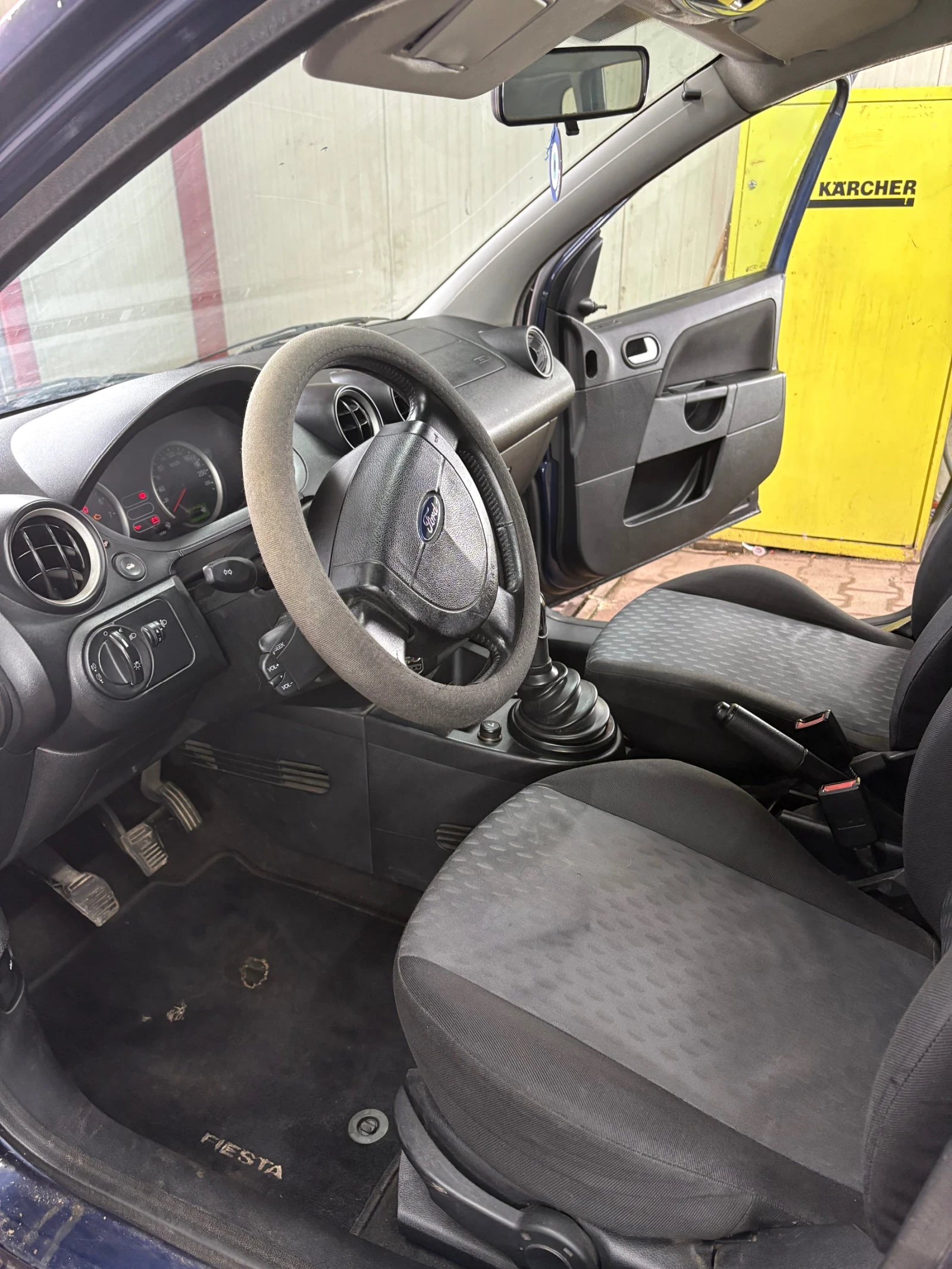 Ford Fiesta 16V - изображение 10 | Auto.bg Ford Fiesta 16V - изображение 10