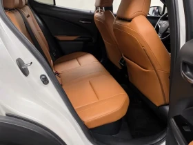 Lexus UX 250h 2.0 2WD | Auto.bg — изображение 12 Lexus UX 250h 2.0 2WD | Auto.bg — изображение 12