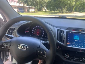Kia Sportage 3 2.0 CRDI 184 к.с. AWD R-Line/AVTOMAT/NAVI/PANORA | Auto.bg — изображение 7 Kia Sportage 3 2.0 CRDI 184 к.с. AWD R-Line/AVTOMAT/NAVI/PANORA | Auto.bg — изображение 7