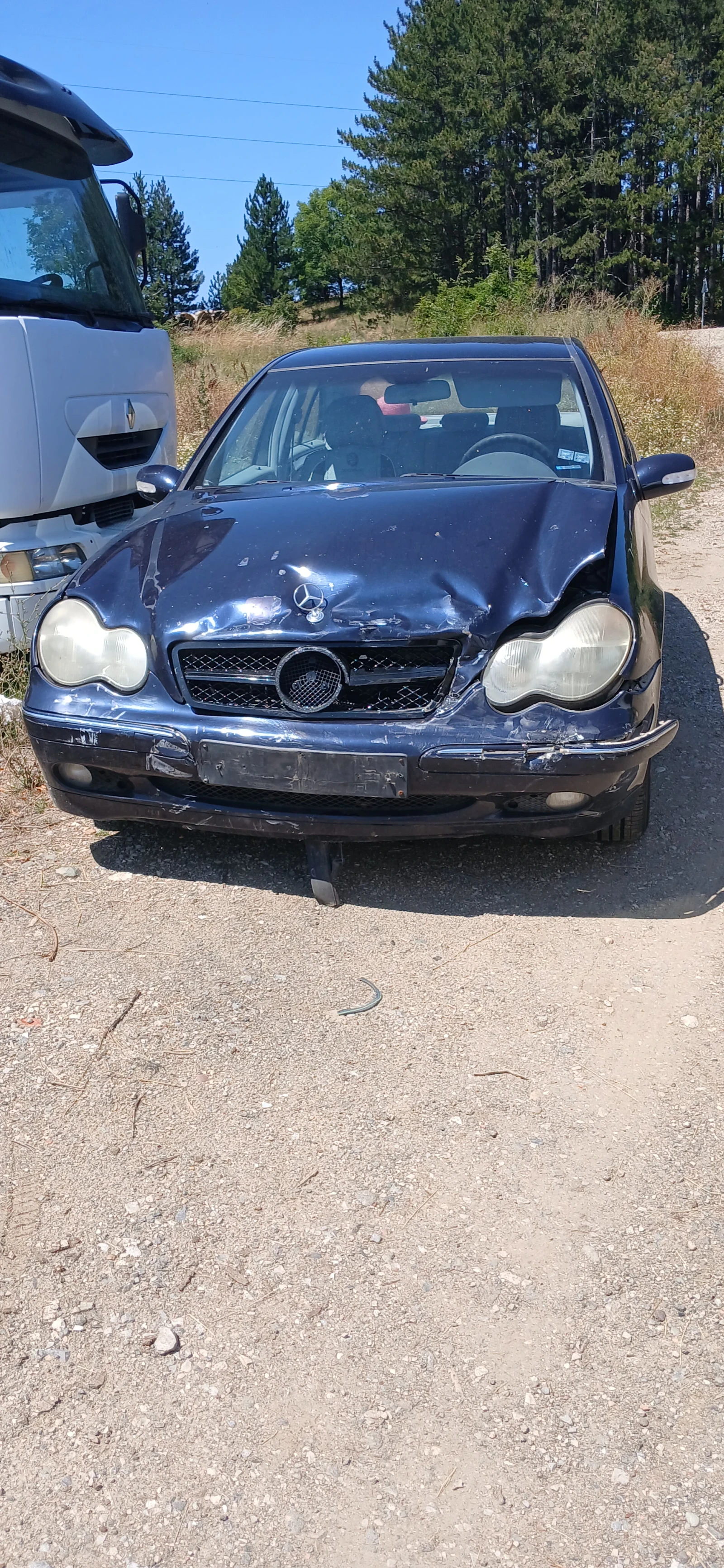 Mercedes-Benz 200 undefined | Auto.bg — изображение 1 Mercedes-Benz 200 undefined | Auto.bg — изображение 1