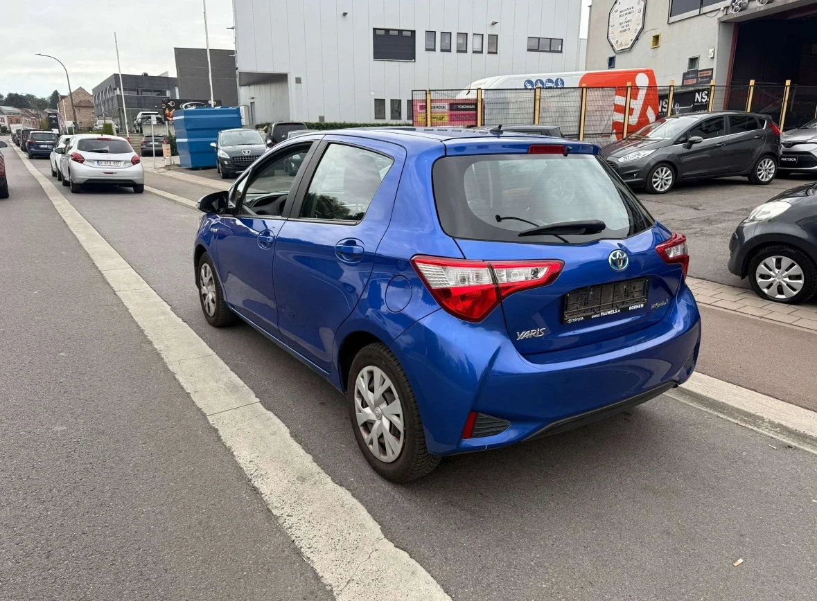 Toyota Yaris COMING SOON* 1.5 HYBRID* 118 941 KM* COC* KTEO - изображение 6 | Auto.bg Toyota Yaris COMING SOON* 1.5 HYBRID* 118 941 KM* COC* KTEO - изображение 6