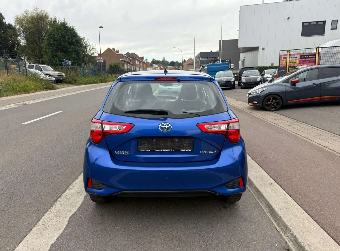 Toyota Yaris COMING SOON* 1.5 HYBRID* 118 941 KM* COC* KTEO - изображение 5 | Auto.bg Toyota Yaris COMING SOON* 1.5 HYBRID* 118 941 KM* COC* KTEO - изображение 5