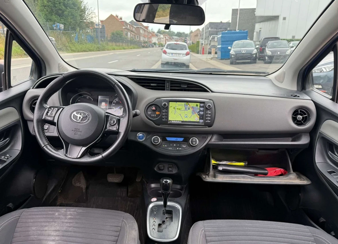 Toyota Yaris COMING SOON* 1.5 HYBRID* 118 941 KM* COC* KTEO - изображение 7 | Auto.bg Toyota Yaris COMING SOON* 1.5 HYBRID* 118 941 KM* COC* KTEO - изображение 7