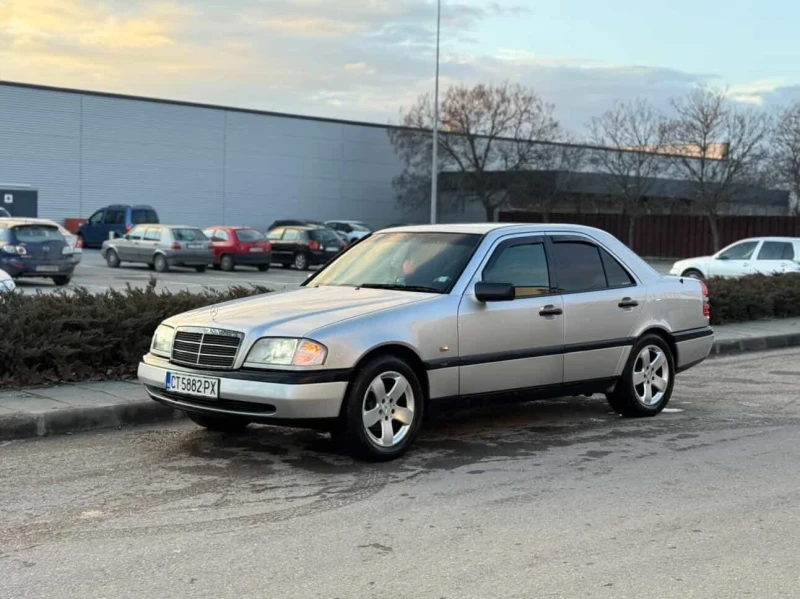 Mercedes-Benz C 180 1.8 - 2500 € / 4889.57 лв. - 28648300 1 | Car24.bg Mercedes-Benz C 180 1.8 - 2500 € / 4889.57 лв. - 28648300 1