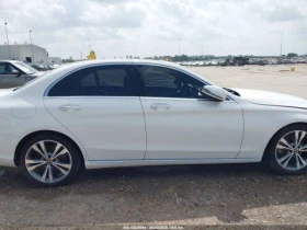 Mercedes-Benz C 300 - 23900 лв. / 12219.88 € - 25899360 8 | Car24.bg Mercedes-Benz C 300 - 23900 лв. / 12219.88 € - 25899360 8