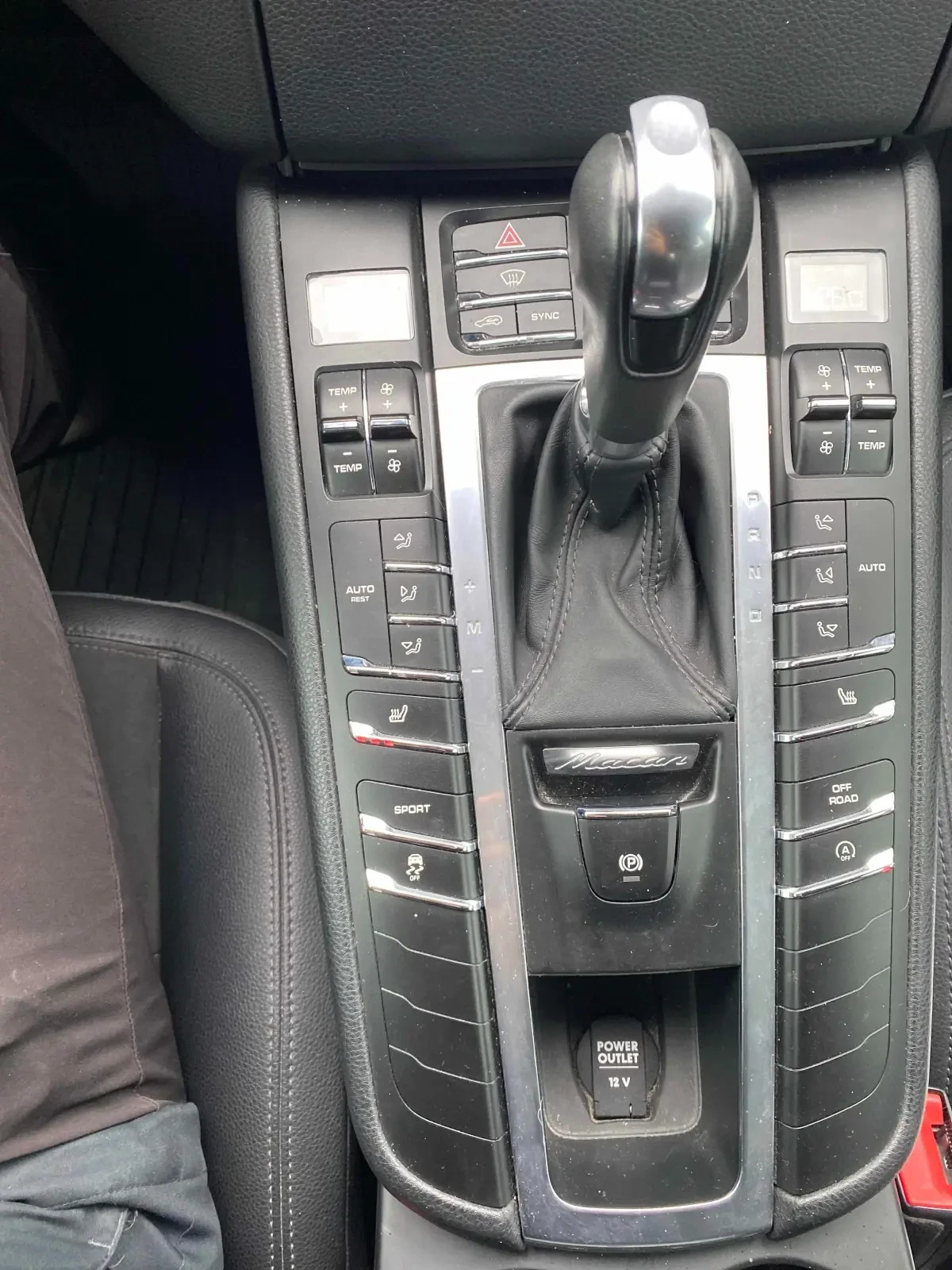 Porsche Macan CARFAX АВТО КРЕДИТ  - изображение 9 | Auto.bg Porsche Macan CARFAX АВТО КРЕДИТ  - изображение 9