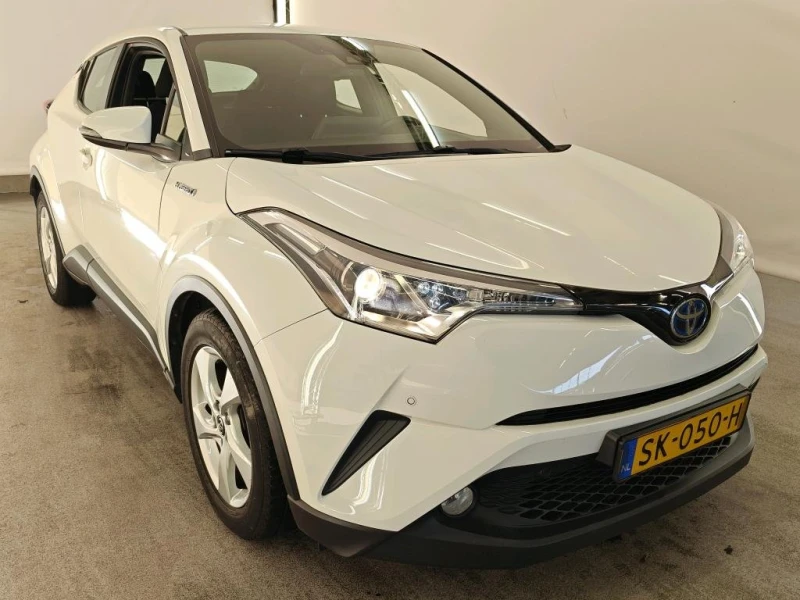 Toyota C-HR 1.8 Active - 16877 € / 33008.54 лв. - 93427610 1 | Car24.bg Toyota C-HR 1.8 Active - 16877 € / 33008.54 лв. - 93427610 1