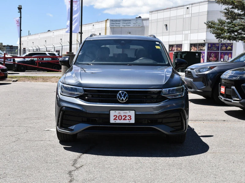 VW Tiguan R-LINE BLACK* 4MOTION* DISTRONIC* ПАНОРАМА* КАМЕРА - 20000 € / 39116.60 лв. - 47884558 1 | Car24.bg VW Tiguan R-LINE BLACK* 4MOTION* DISTRONIC* ПАНОРАМА* КАМЕРА - 20000 € / 39116.60 лв. - 47884558 1
