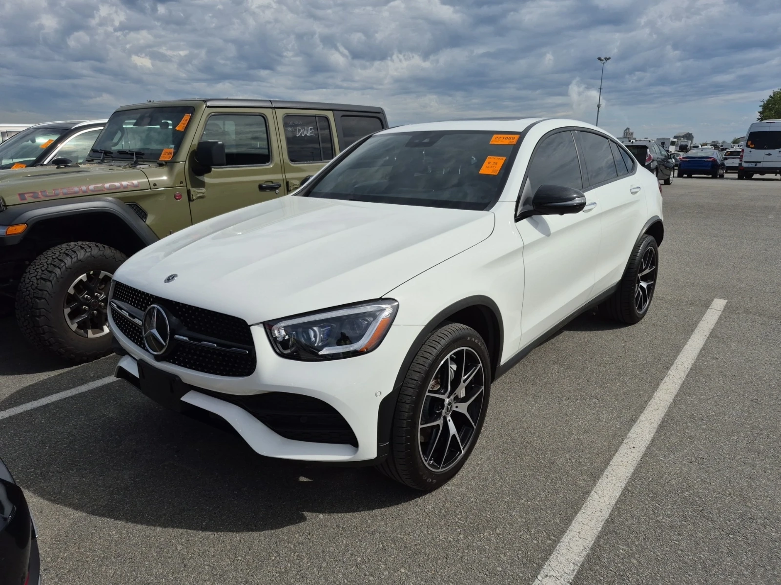 Mercedes-Benz GLC 300 2 КЛЮЧА * ПАНОРАМА * ПОДГРЕВИ * CARFAX | Auto.bg — изображение 1 Mercedes-Benz GLC 300 2 КЛЮЧА * ПАНОРАМА * ПОДГРЕВИ * CARFAX | Auto.bg — изображение 1