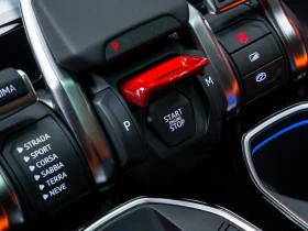 Lamborghini Urus SE Arancio Apodis B&O Panorama | Auto.bg — изображение 13 Lamborghini Urus SE Arancio Apodis B&O Panorama | Auto.bg — изображение 13
