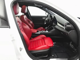 Alfa Romeo Giulia Veloce* CARFAX* АвтоКредит* (ЦЕНА ДО БГ) - 24499 € / 47915.88 лв. - 92129250 17 | Car24.bg Alfa Romeo Giulia Veloce* CARFAX* АвтоКредит* (ЦЕНА ДО БГ) - 24499 € / 47915.88 лв. - 92129250 17