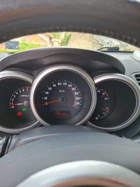 Kia Soul - 4750 € - 93852543 7 | Car24.bg Kia Soul - 4750 € - 93852543 7