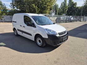 Снимка Peugeot Partner