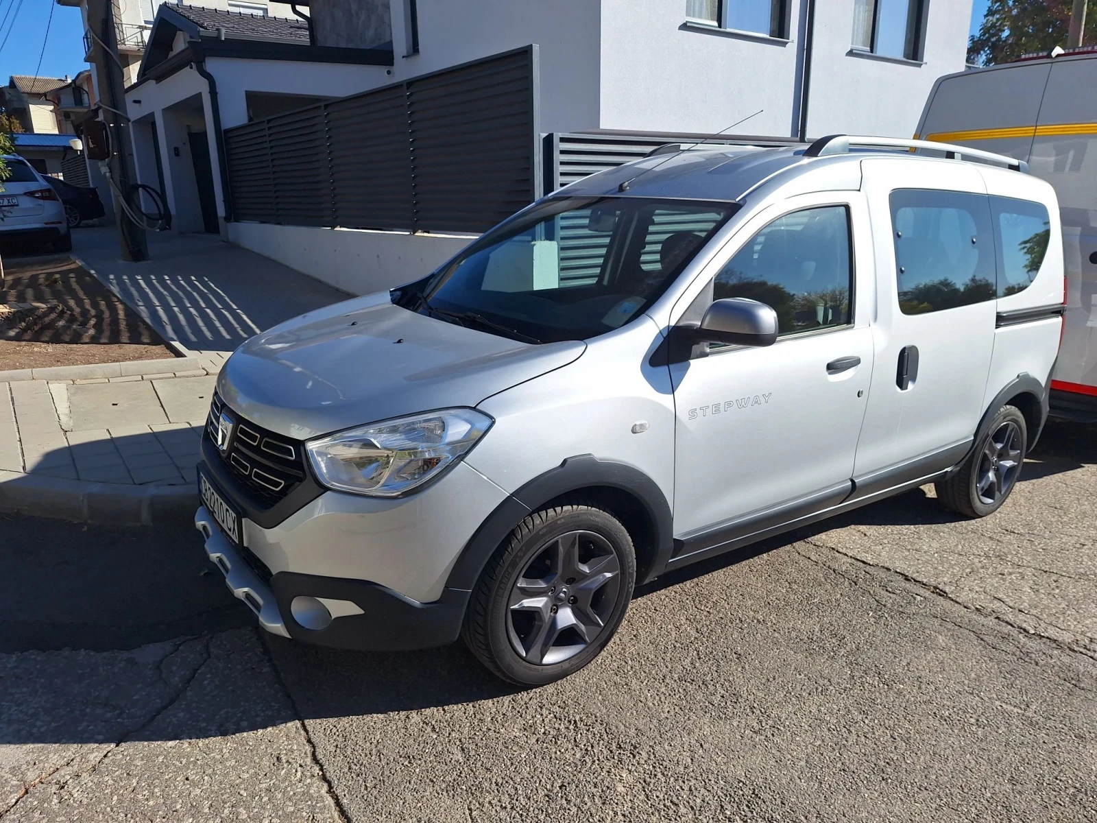 Dacia Dokker Stepway | Auto.bg — изображение 1 Dacia Dokker Stepway | Auto.bg — изображение 1