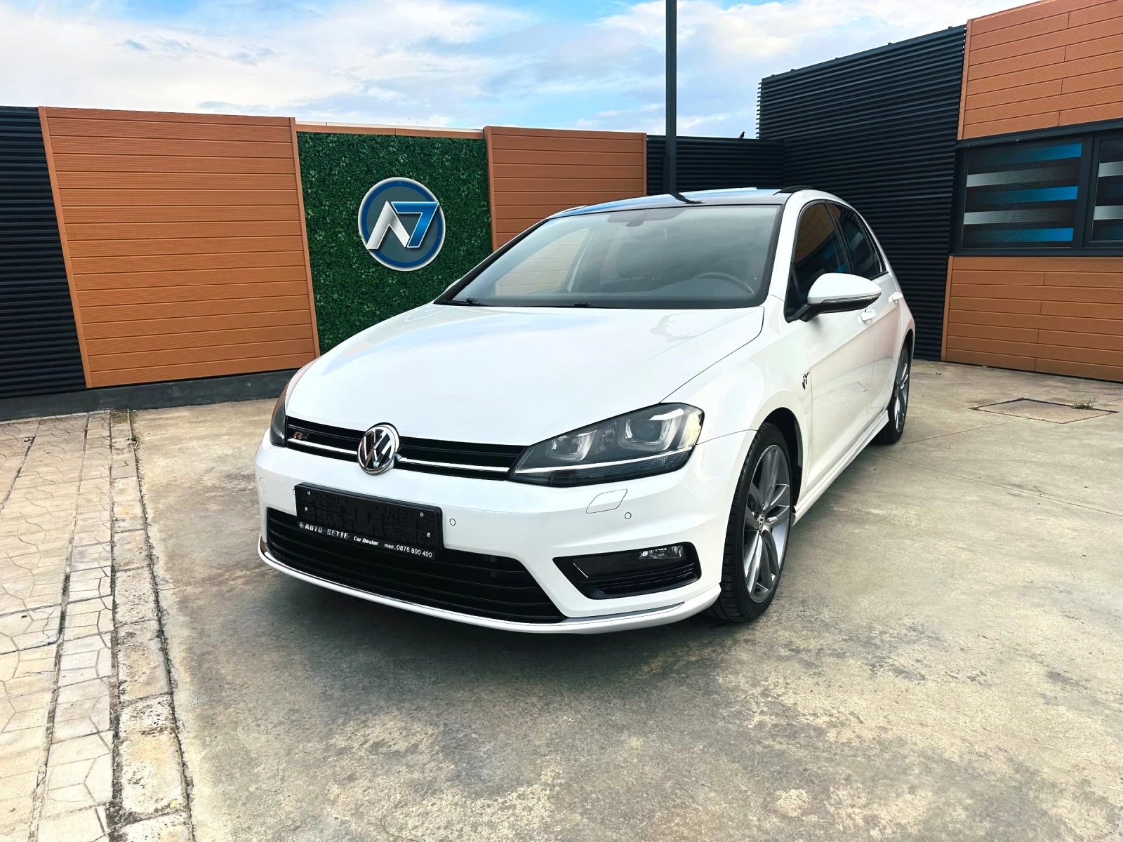 VW Golf R-line/2.0TDI/DSG/Панорама | Auto.bg — изображение 1 VW Golf R-line/2.0TDI/DSG/Панорама | Auto.bg — изображение 1