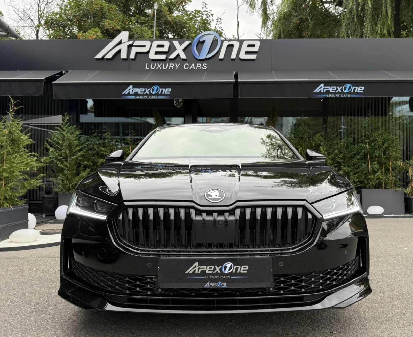 Skoda Superb SPORT LINE/MASSAGE/CANTON/KEYLESS/4X4 | Auto.bg — изображение 1 Skoda Superb SPORT LINE/MASSAGE/CANTON/KEYLESS/4X4 | Auto.bg — изображение 1