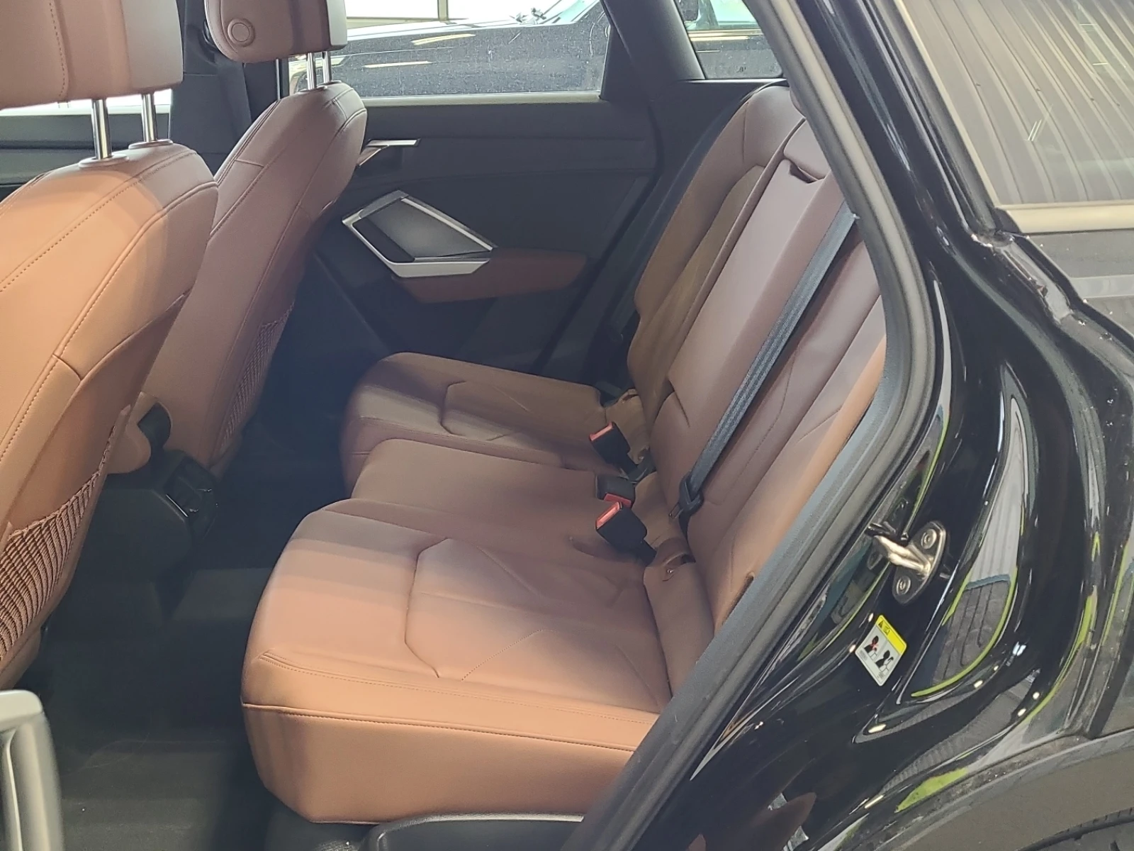 Audi Q3 * CARFAX * БЕЗ ПЪРВОНАЧАЛНА ВНОСКА - изображение 8 | Auto.bg Audi Q3 * CARFAX * БЕЗ ПЪРВОНАЧАЛНА ВНОСКА - изображение 8